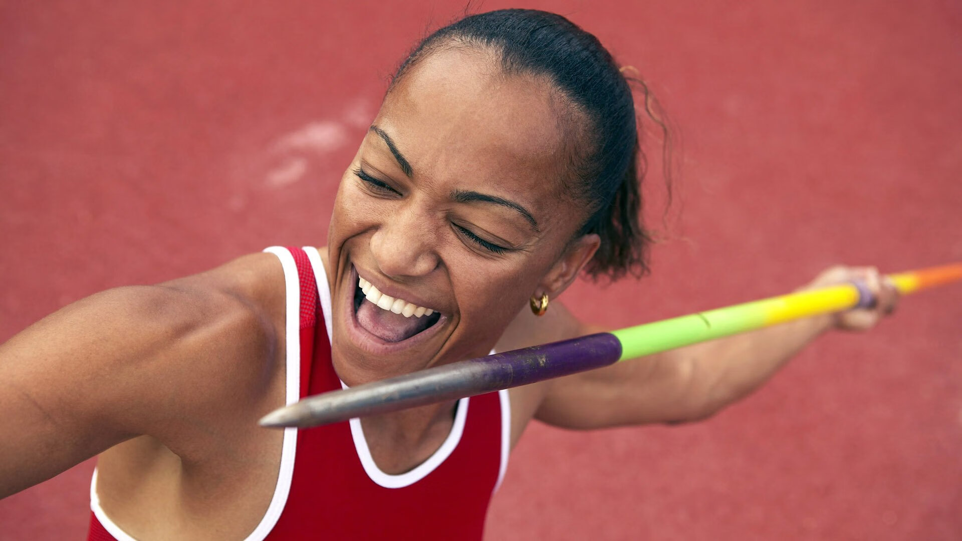 “极速逆转！车手在绝境中实现惊天翻盘”